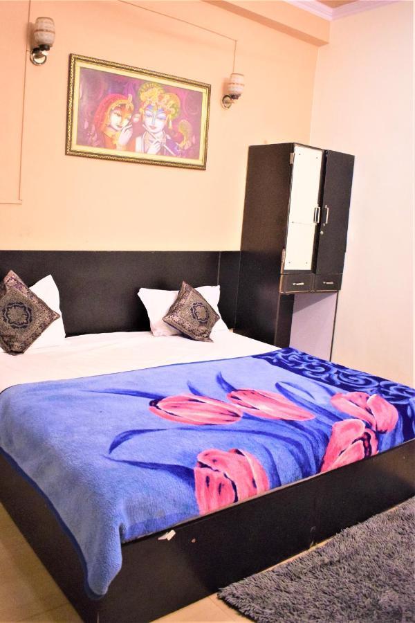 Ds Residency Varanasi-Prime Location-Parking Экстерьер фото