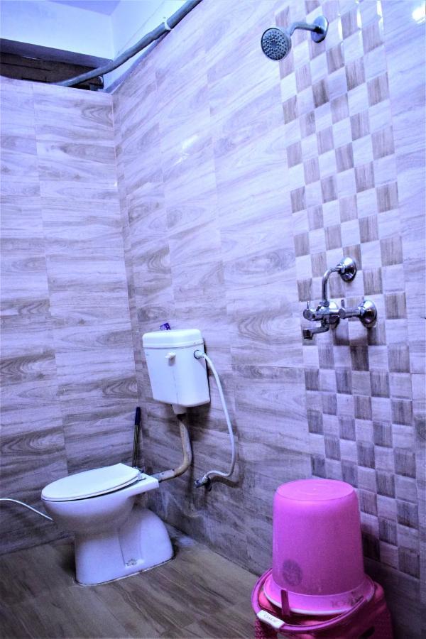 Ds Residency Varanasi-Prime Location-Parking Экстерьер фото